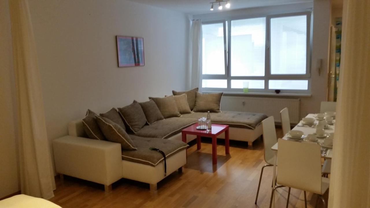 Familienfreundliche Apartments Am Park Вюрцбург Экстерьер фото