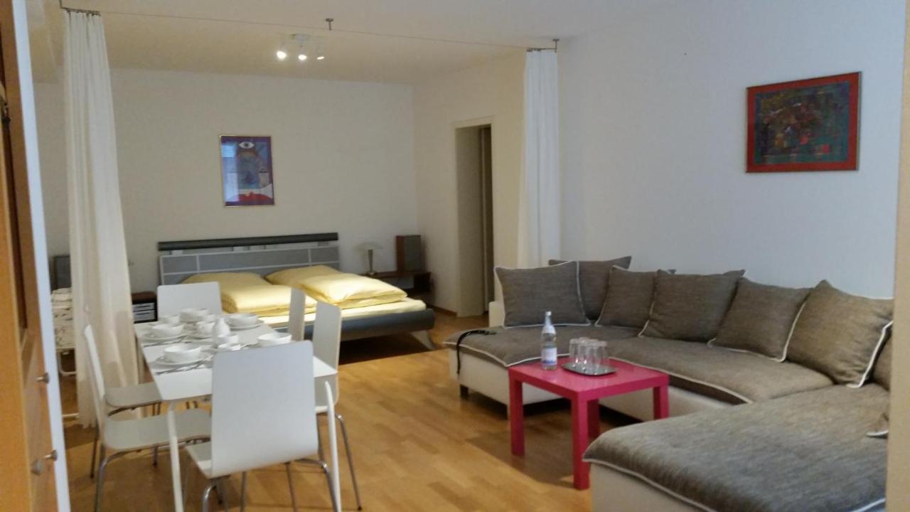 Familienfreundliche Apartments Am Park Вюрцбург Экстерьер фото
